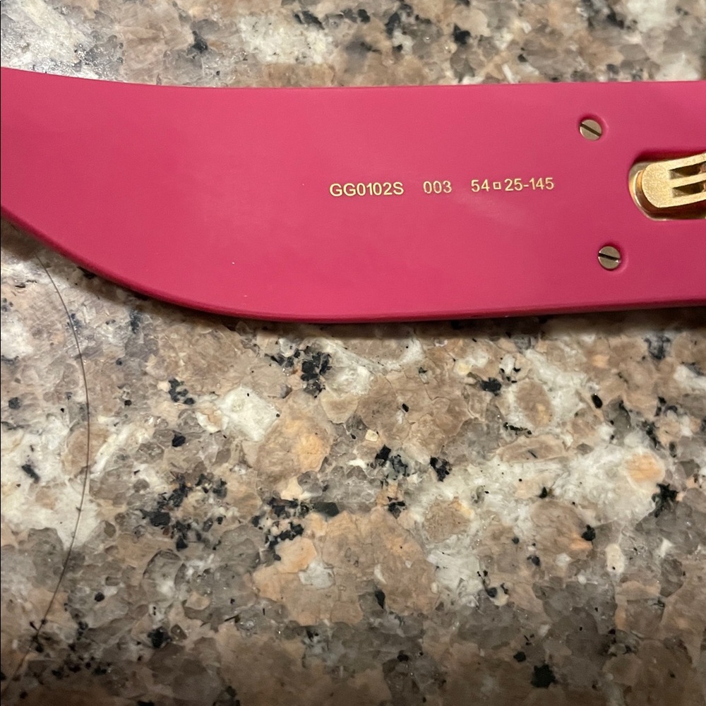 Gucci Pink tortoise Square Sunglasses - Picture 3 of 9